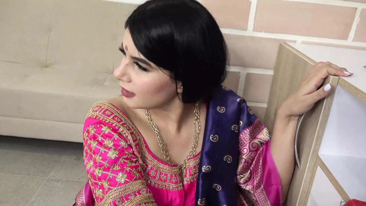 Huge Boobs Indian MILF strips Saree Choli and Fucks with Devar Ji