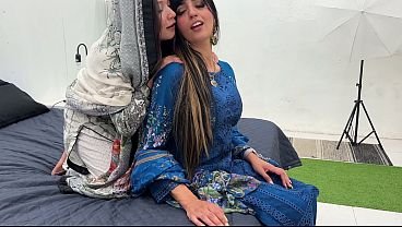 Incredible Threesome With Two Arabs With Big Tits and Tight Pussies – Aaliyah Yasin and Jade Presley