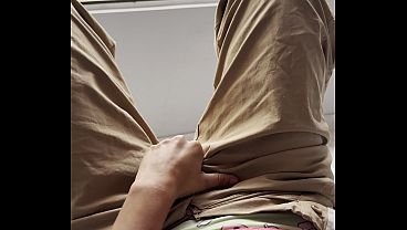 secretaria colombiana se da dedo despues de un largo dia de oficina vagina super humeda